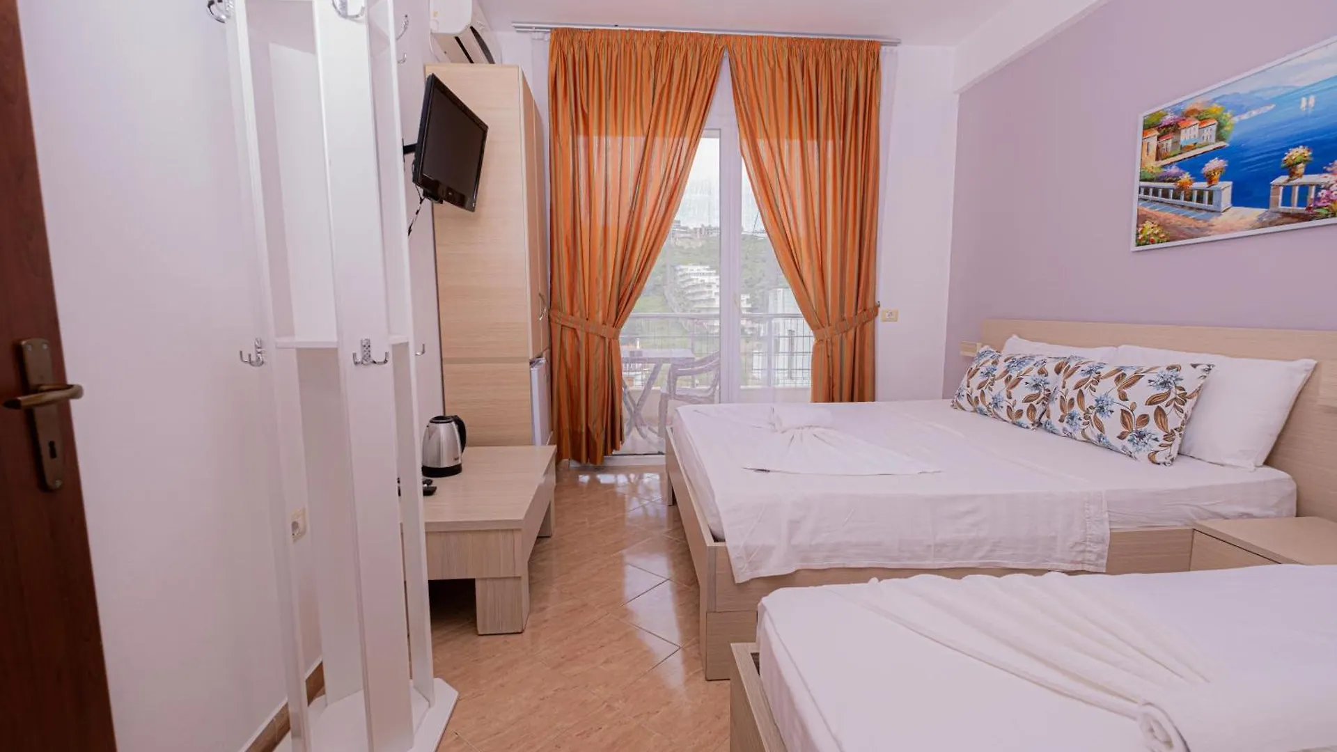 Sun Shine Hotel Shkallnur