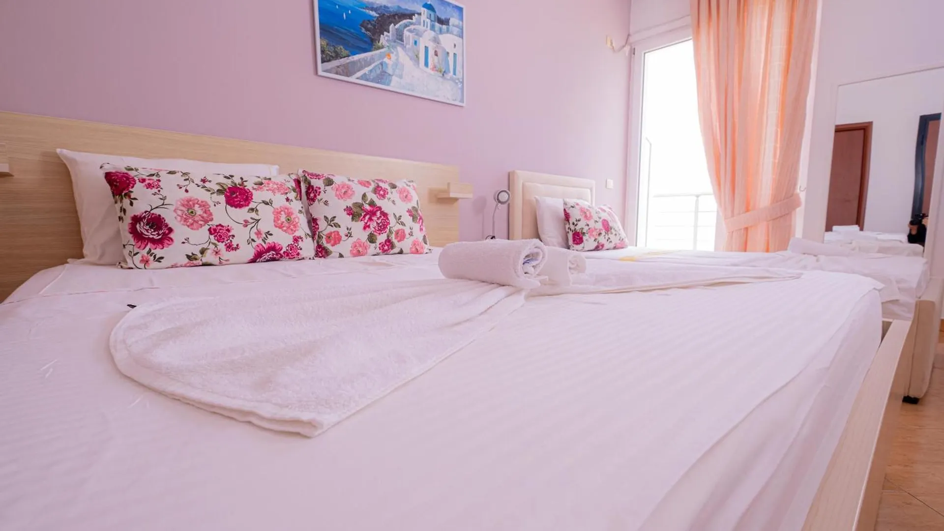 Sun Shine Hotel Shkallnur