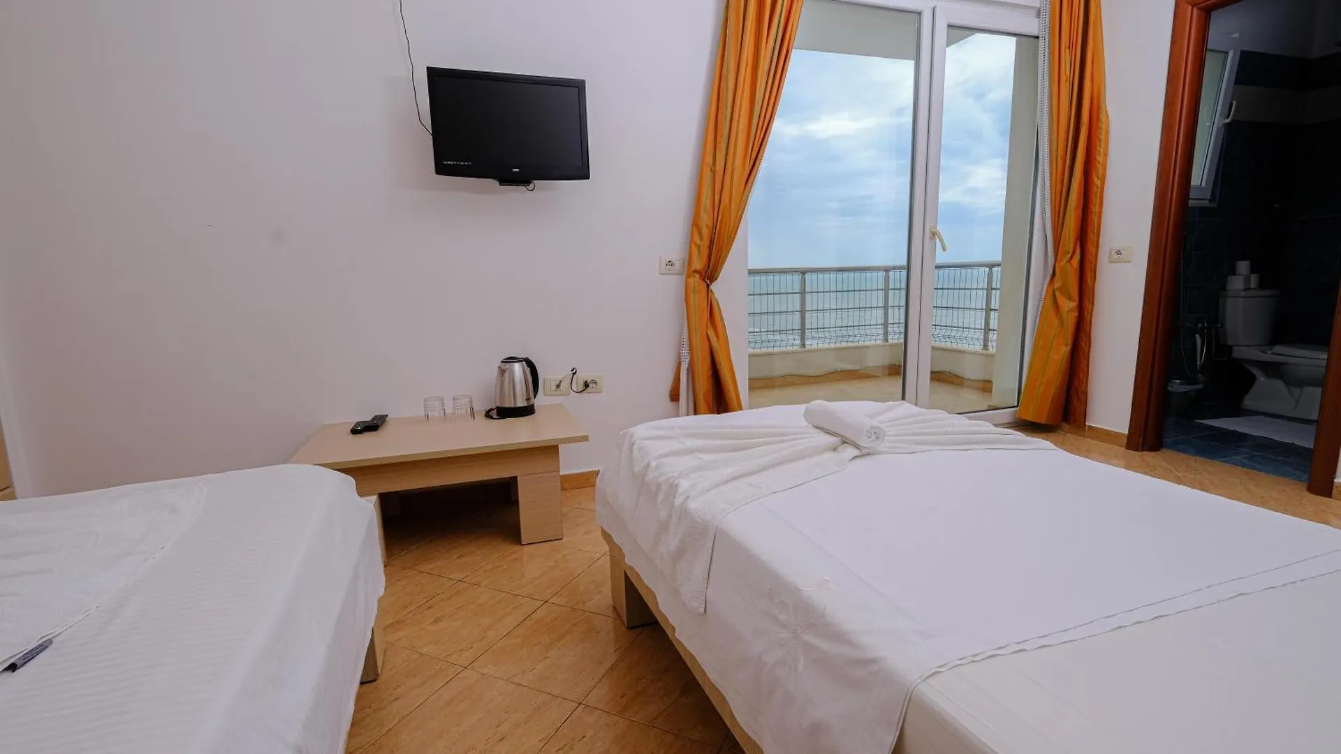 Sun Shine Hotel Shkallnur Albania