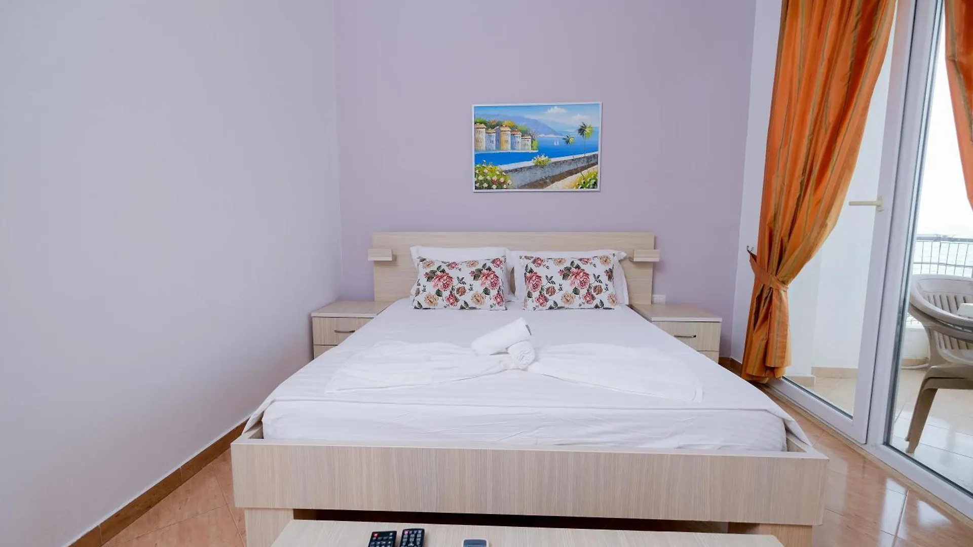 Sun Shine Hotel Shkallnur