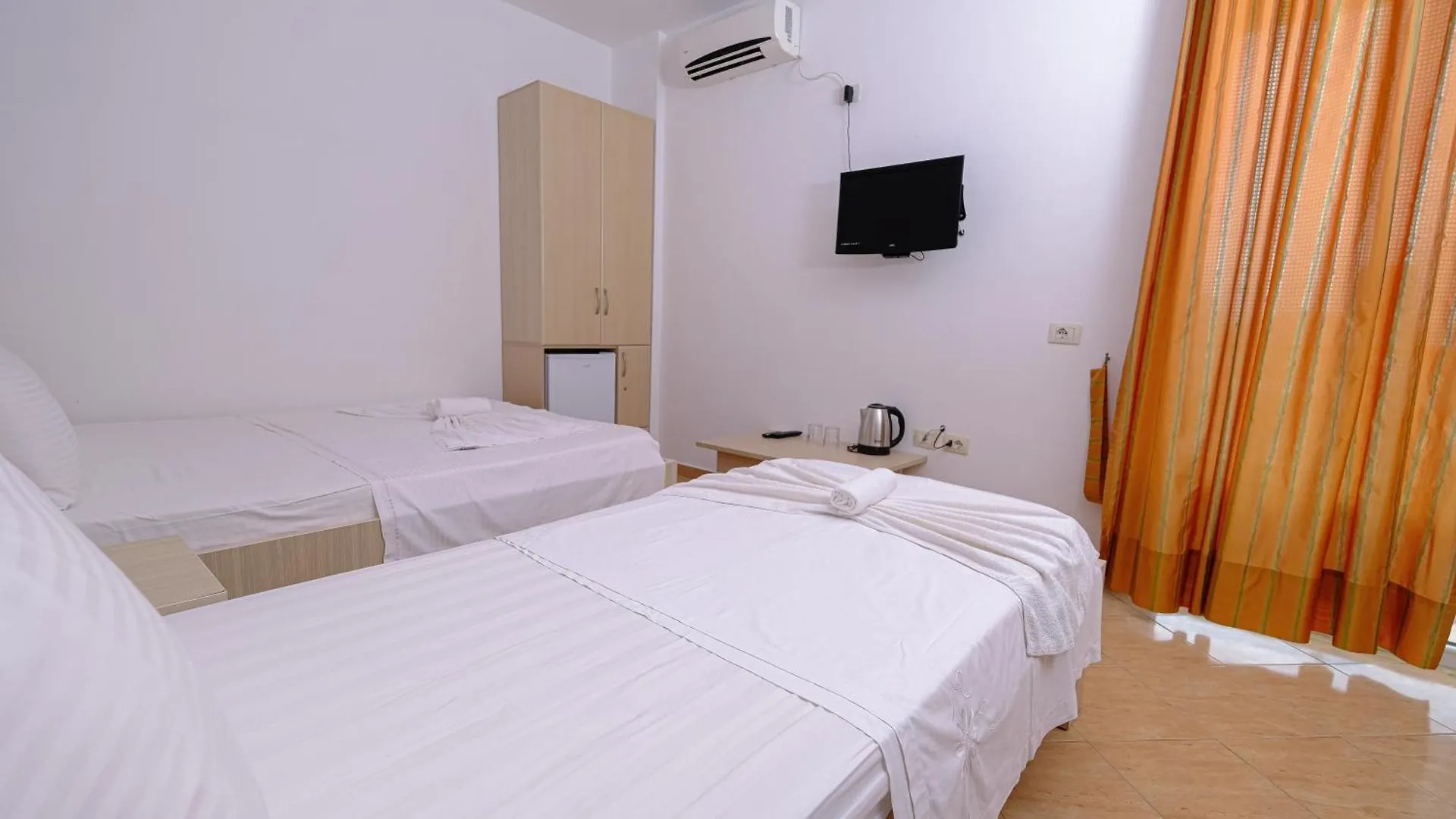 Sun Shine Hotel Shkallnur
