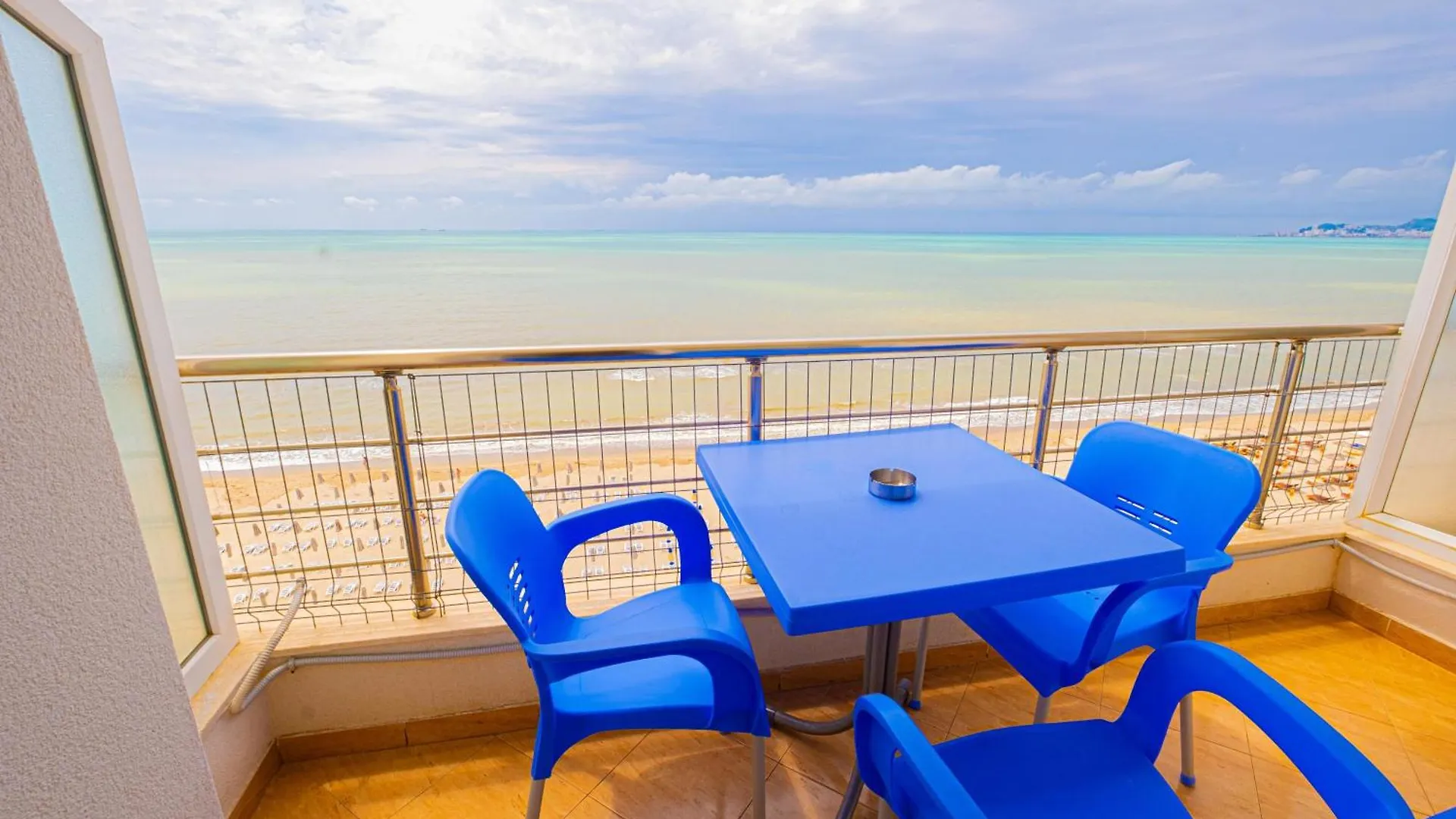 Sun Shine Hotel Shkallnur